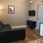 Oakbrooke Apartments
