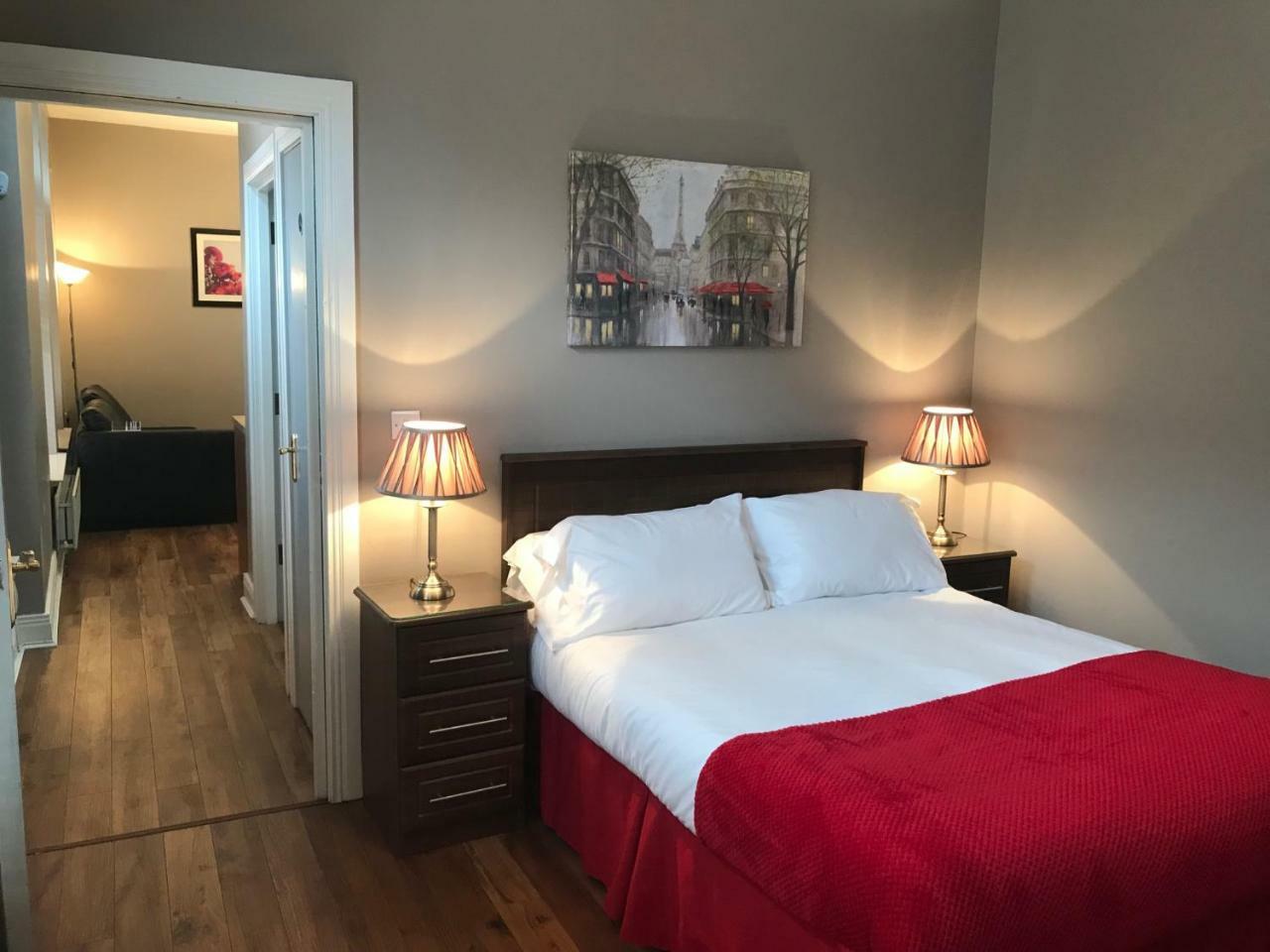 Oakbrooke Apartment